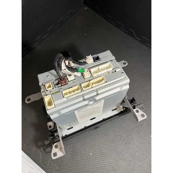 2013-18 Toyota Rav4 AM FM CD Player Radio Receiver Model: FT0045A AS IS - Picture 6 of 9